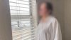 Empleada de limpieza de un hotel afirma que fue violada por un compañero de trabajo en una habitación