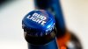 Populares bares de Chicago no venderán cerveza Anheuser-Busch por respuesta a controversia publicitaria