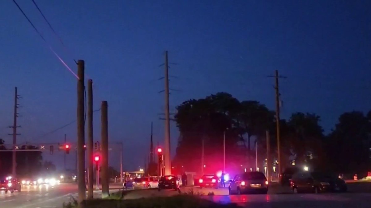 Varios heridos tras la explosión de una fábrica en Illinois – Telemundo ...