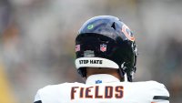 Los Bears cambian a Justin Fields a los Steelers