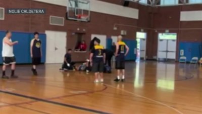En video: enfermeras salvan la vida de jugador que se desplomó en pleno juego de baloncesto