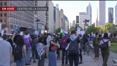 Protestas en el centro de Chicago ante la llegada de Biden