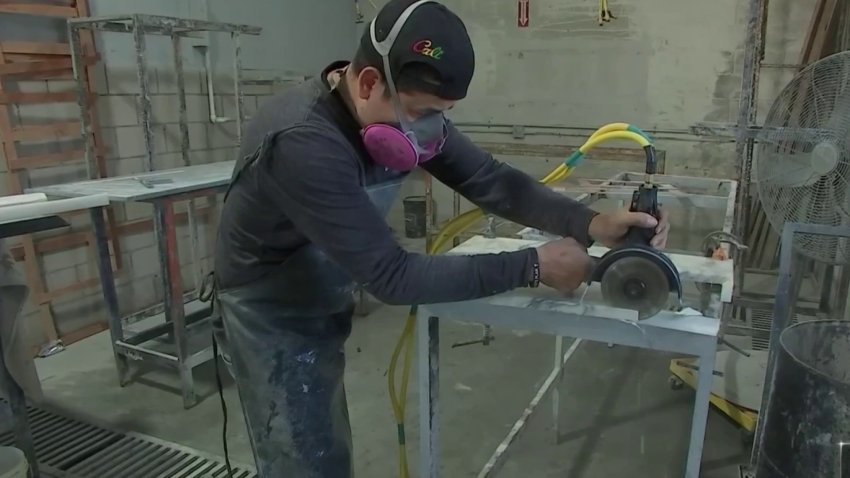 Epidemia Oculta: Pacientes de silicosis viven con un tanque de oxígeno