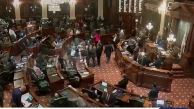 Aprueban millonario presupuesto para año fiscal 2025 en Illinois