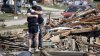 Siguen los operativos de búsqueda y rescate tras el paso de un tornado en Iowa
