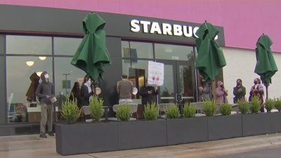 Muestran oposición a la apertura de Starbucks en La Villita