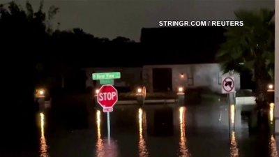 Hablan personas afectadas por el huracán Helene en Florida