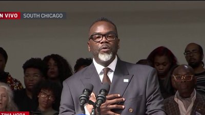 Video: Brandon Johnson anuncia nuevos miembros de la Junta de Educación de Chicago