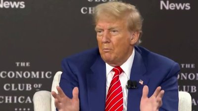 Trump se enfocó en la economía y la inmigración durante evento en Chicago