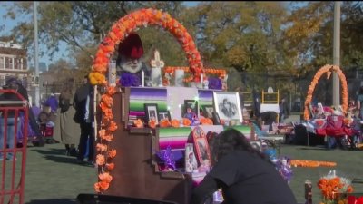 Celebran el Día de Muertos en Pilsen