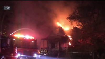 Familias afectadas hablan tras perder sus hogares en incendio en Chicago Heights