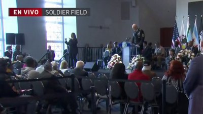 Realizan ceremonia en Soldier Field para honrar a los veteranos