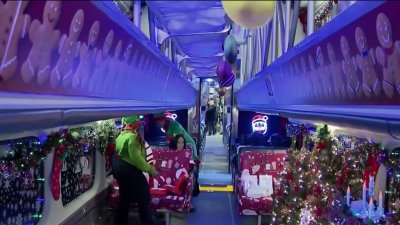 Ponen más boletos a la venta para el tren navideño de Metra