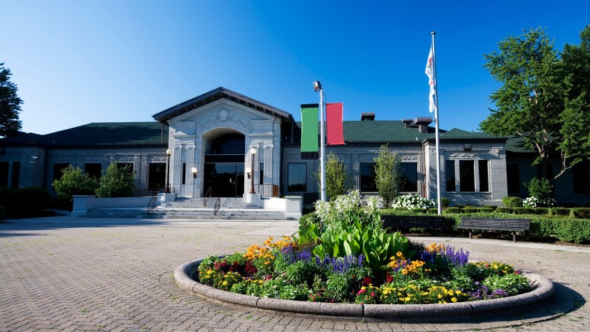 Museo de Historia Afroamericana y Centro Educativo DuSable