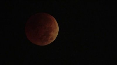 Falta poco para presenciar el eclipse lunar total