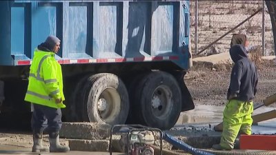 Reabren carril de la Cicero tras rotura de tubería