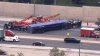 Camión volcado bloquea todos los carriles de la I-55 cerca de centro comercial en Bolingbrook