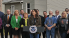 Kristi Noem lanza fuertes críticas a Pritzker en Springfield; el gobernador responde