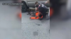 “¡Estoy embarazada!”: Mujer denuncia arresto de su esposo por parte de ICE en Elgin