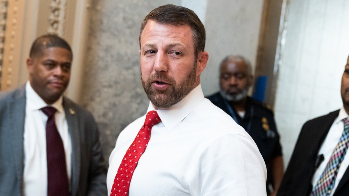 Quién es Markwayne Mullin, el senador elegido por Trump para DHS – Telemundo Chicago