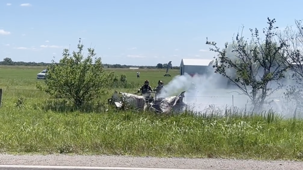 Presumen muertas a 12 personas a bordo de aeronave tras choque aéreo en Missouri