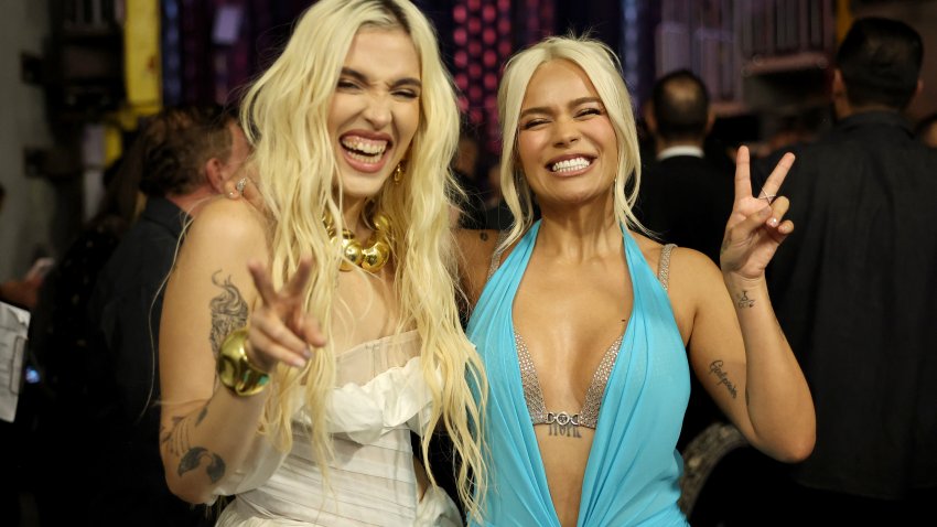 Elena Rose y Karol G.