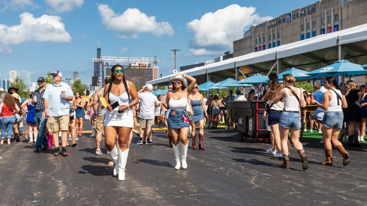 Arrancan dos icónicos festivales de verano: Taste of Chicago y Windy City Smokeout