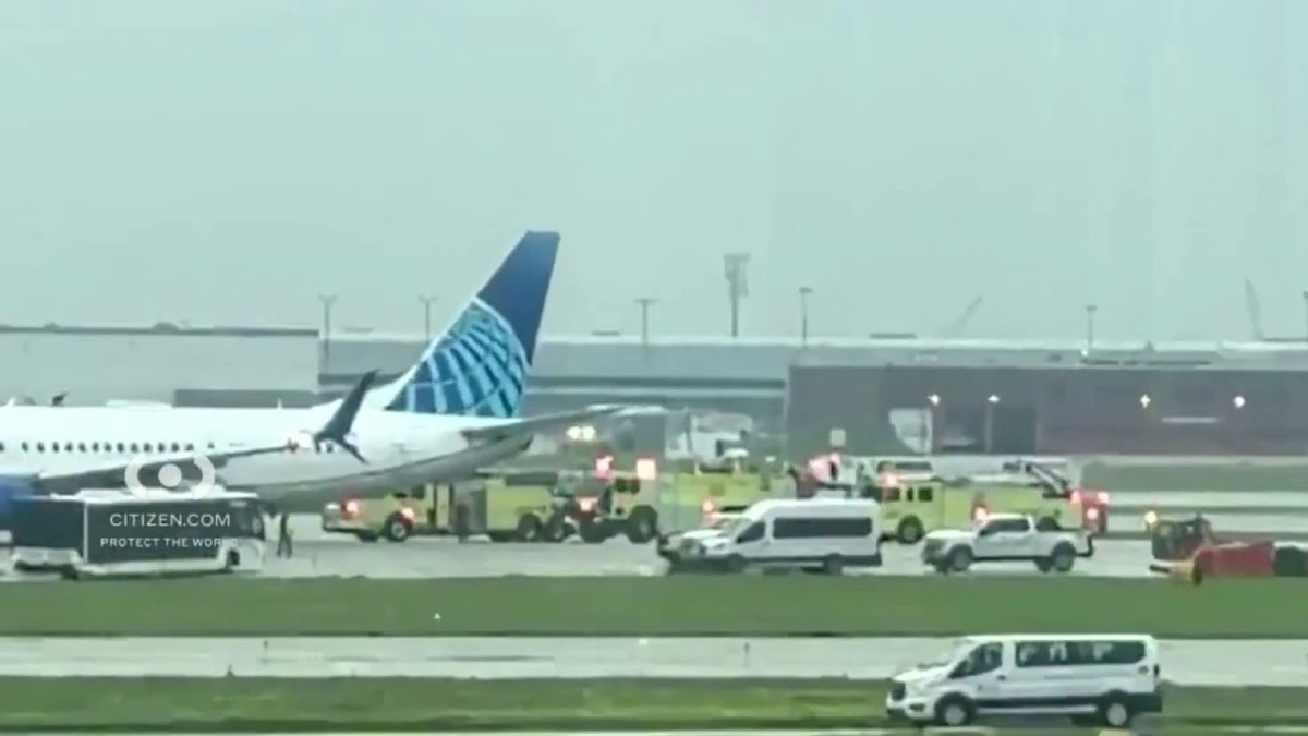 United Airlines Flight Evacuated After Tire Burst at O’Hare Airport