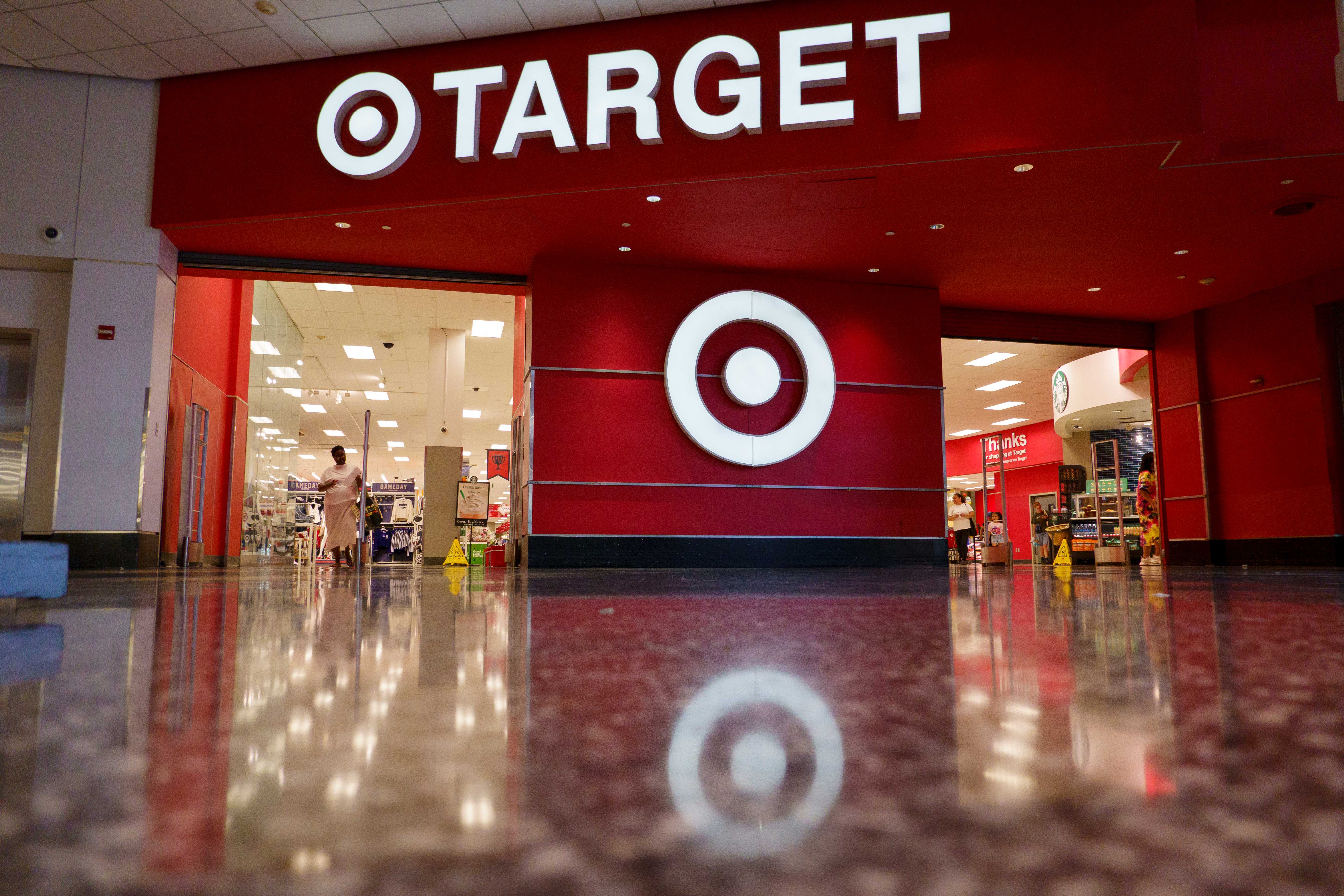Target se disculpa por un disfraz infantil de Halloween criticado por ser racista