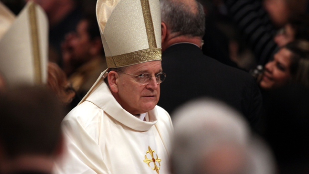 Video: El Papa margina a cardenal conservador