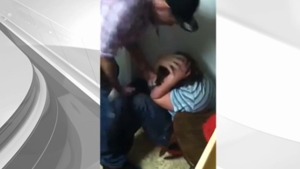 Video: Joven con autismo golpeado brutalmente