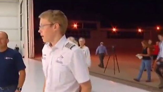 Video: La increíble hazaña de un joven piloto