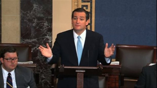 Video: Ted Cruz termina de hablar tras 21 hrs