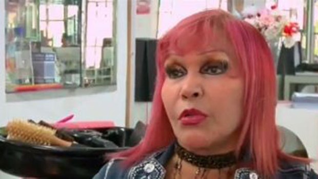 Video: "Tigresa del Oriente" da zarpazo a policía