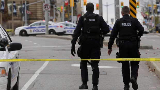 Video: Canadá: Mueren soldado y atacante