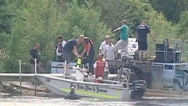 Hombre desaparece en un lago