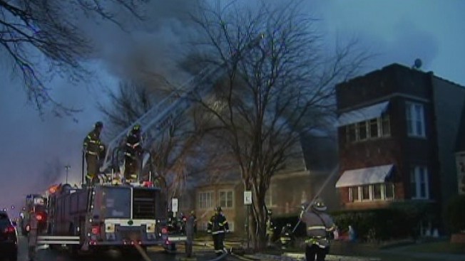 Voraz incendio en Berwyn