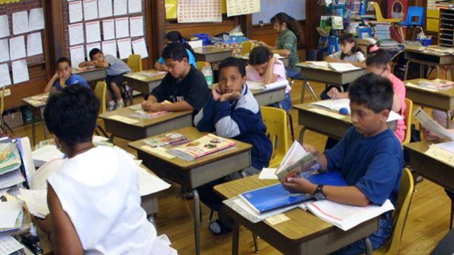 Diez escuelas públicas de Chicago serán reformadas