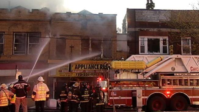Corto circuito genera devastador incendio