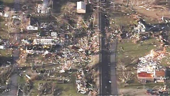 Ya son 4 muertos por tornado en Indiana