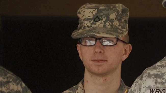 EEUU paga cambio de sexo a Manning