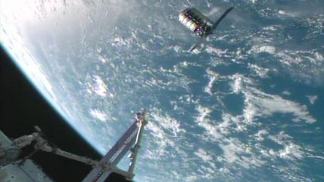 2a caminata espacial en Nochebuena