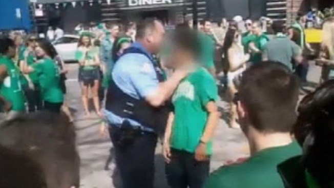 Polémico trato a insolente jovencito