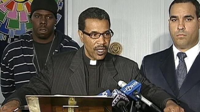 Otra vigilia en honor a Trayvon Martin