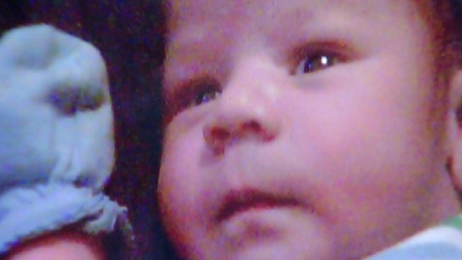 Investigan muerte de bebé